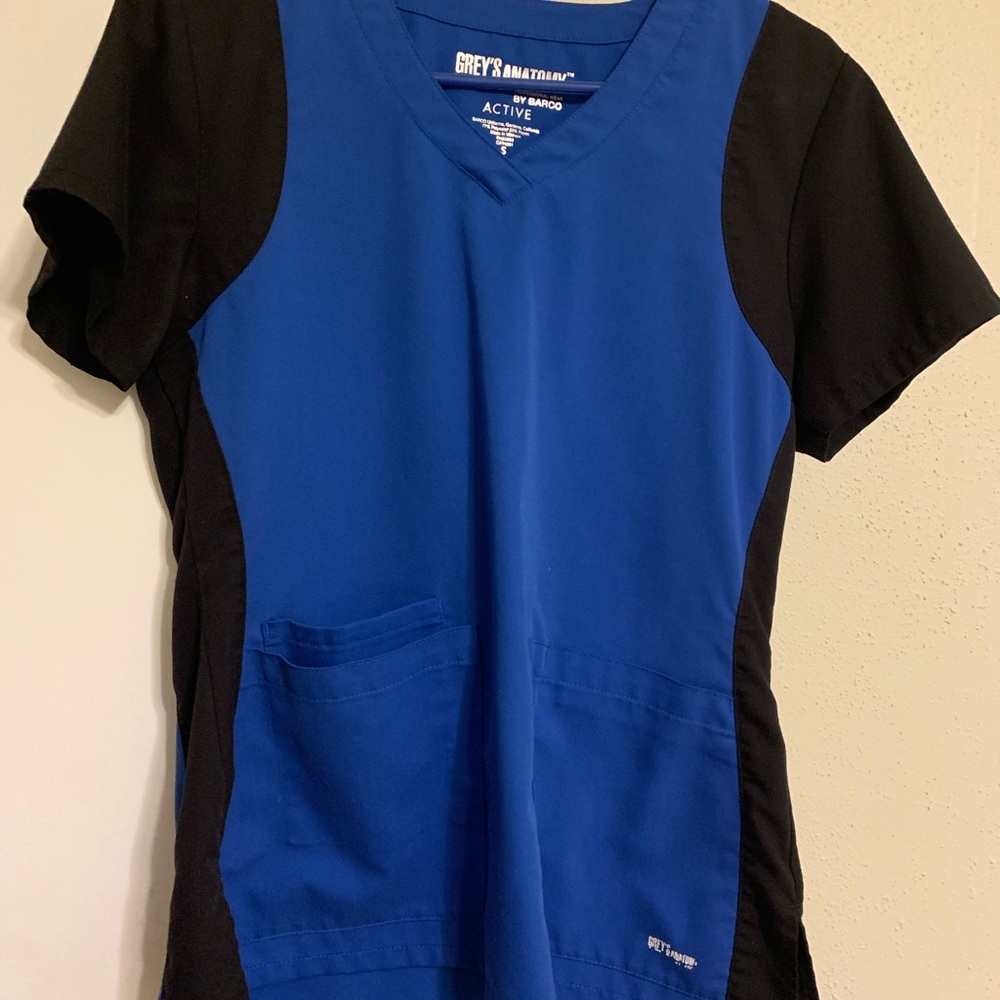Greys anatomy scrub top